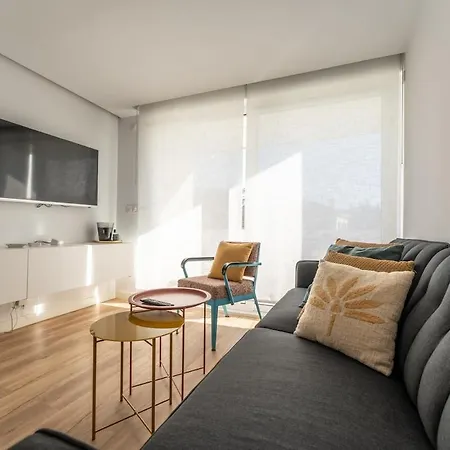 Апартаменты Beachfront Parking *