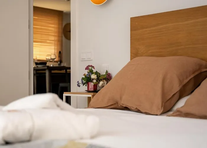 Beachfront Parking Сомо