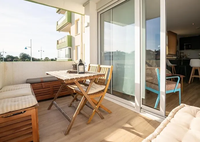 Апартаменты Beachfront Parking