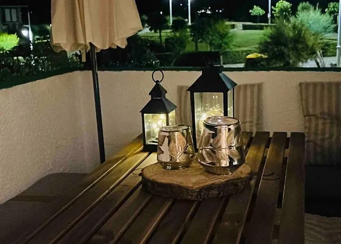 Beachfront Parking Сомо